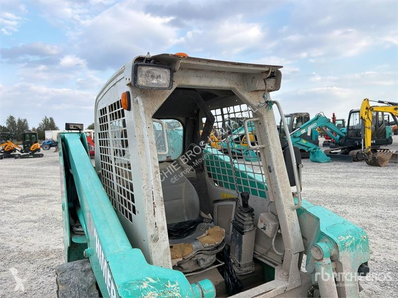 Pala cargadora IHI 2056 Skid Steer Loader