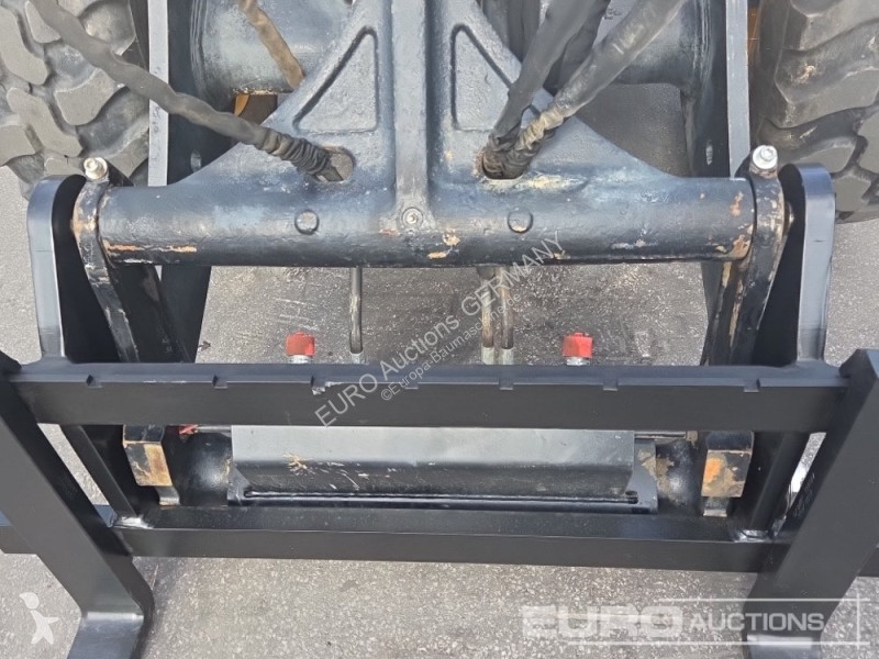 Lastare JCB 409