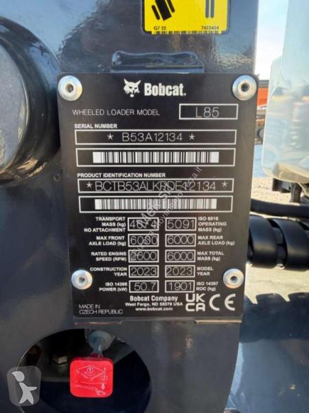 Фронтальный погрузчик Bobcat L85