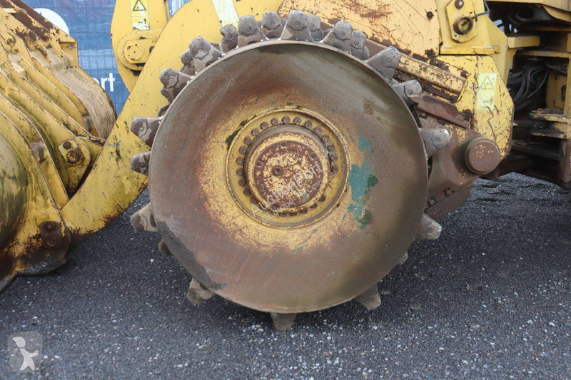 Chargeuse Komatsu WF450-3D