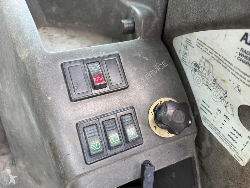 Chargeuse Atlas 80