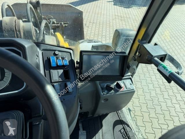 Chargeuse Kramer 8115
