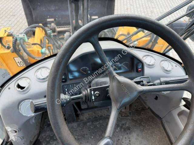 Chargeuse Volvo