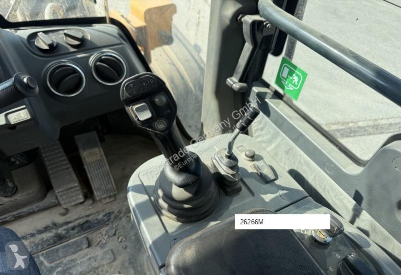 Chargeuse Hyundai 7609A