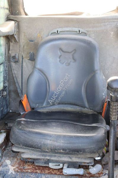 Товарач Bobcat