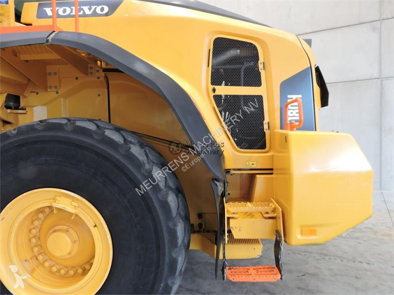 Pá carregadora Volvo New Bucket