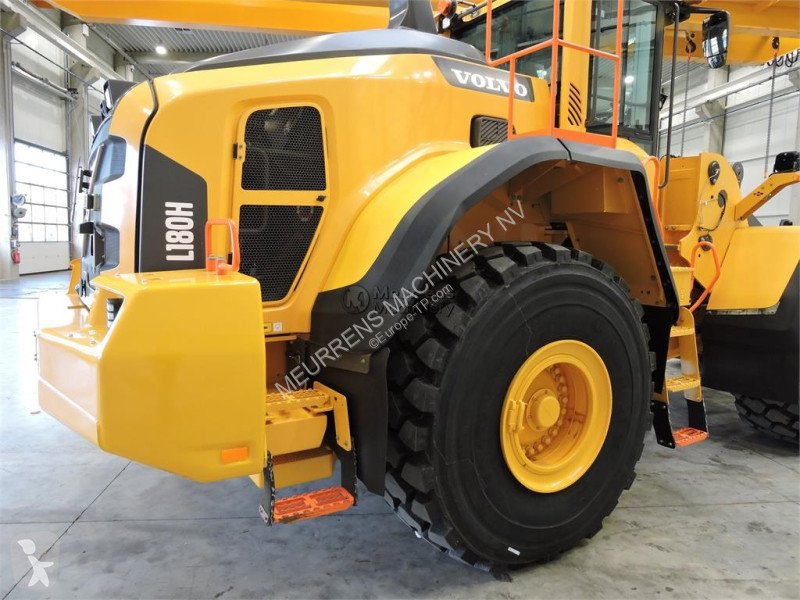 Shovel Volvo New Tyre+Bucket