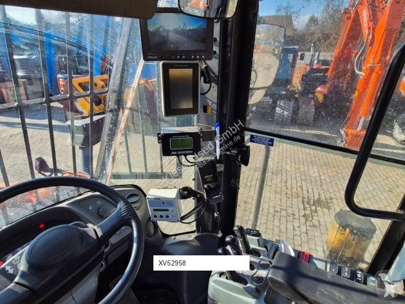 Товарач Hitachi 6