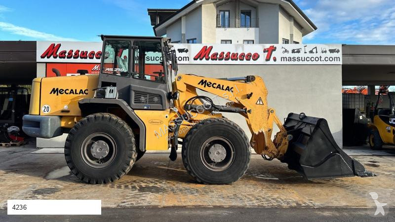 Incarcator Mecalac AS210 4X4