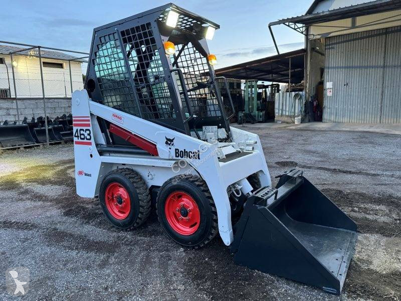 Shovel Bobcat