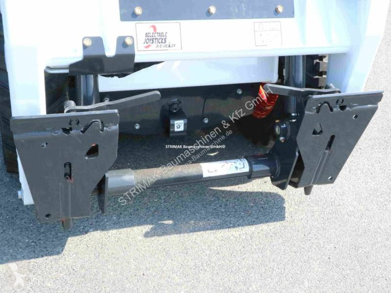 Shovel Bobcat S 100