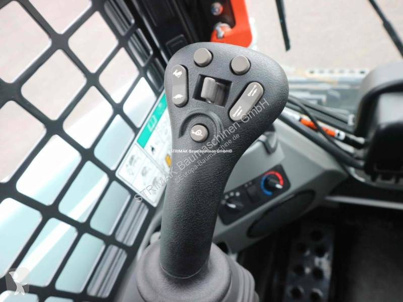 Shovel Bobcat T450