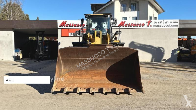 Shovel Caterpillar 950M