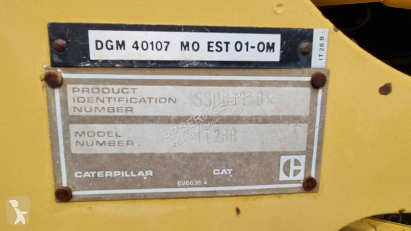 Shovel Caterpillar IT 28 B