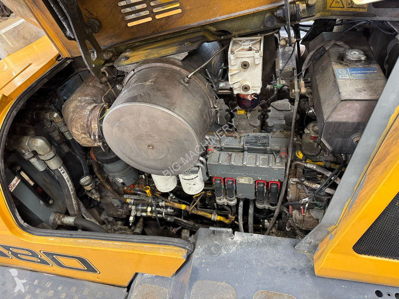 Incarcator Liebherr