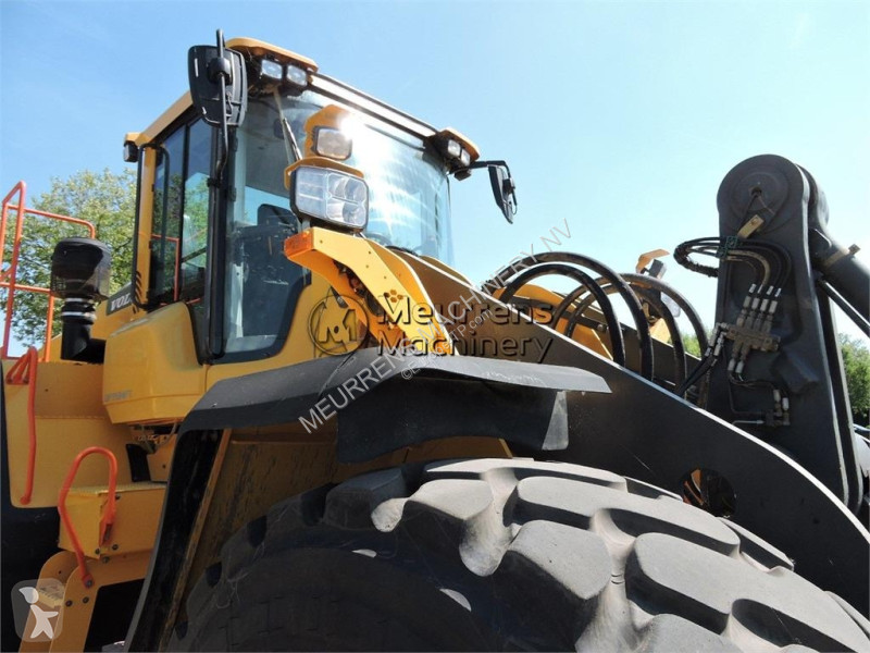 Nakladač Volvo L150H