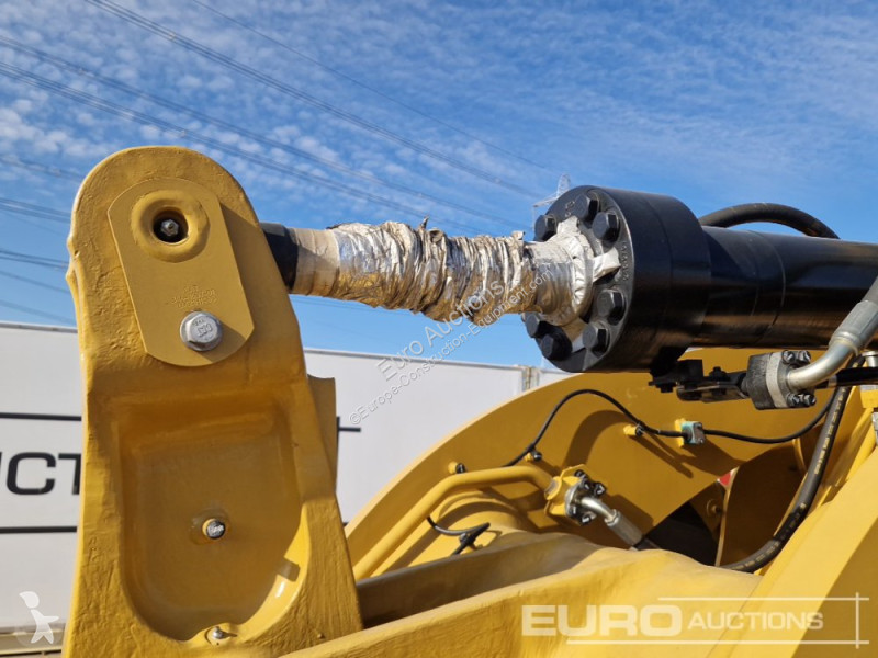Shovel Caterpillar 950L