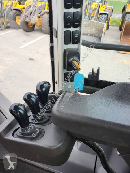 Shovel Volvo L 110 H