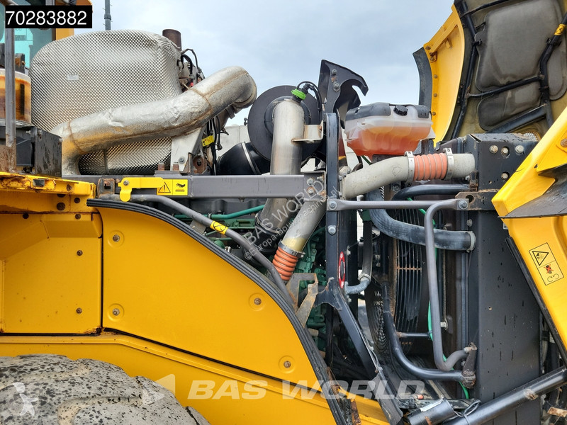 Nakladač Volvo L150 H