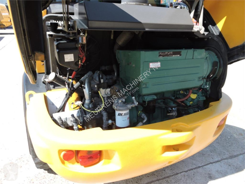مُحمّلة Volvo L25F + FORK