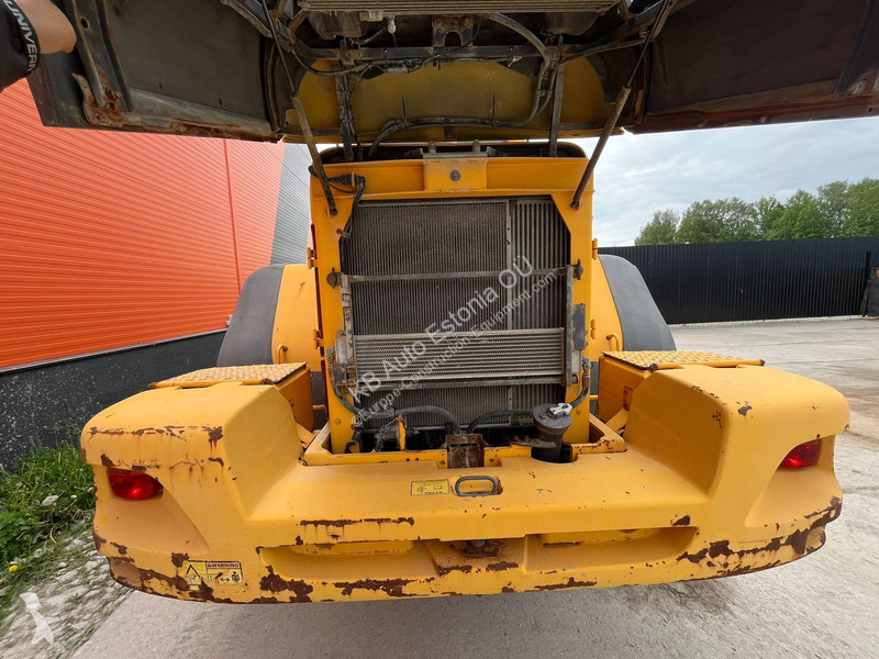 مُحمّلة Volvo L 90 F 4x4 CETRAL LUBRICATIO / AC