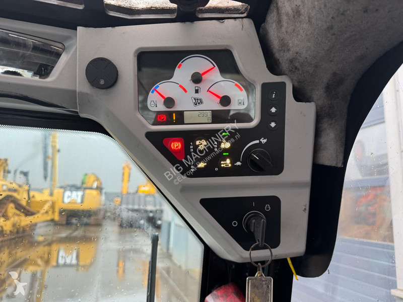 Shovel JCB 155 ECO