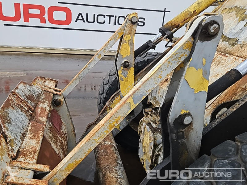 Nakladač JCB 420