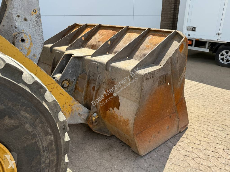 Pala Caterpillar - German Machine / Camera /...