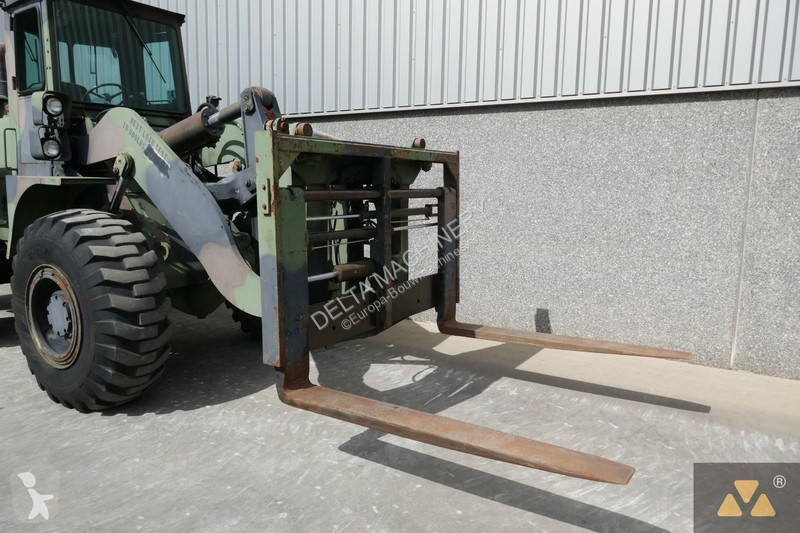 Shovel Komatsu 540 Ex-army