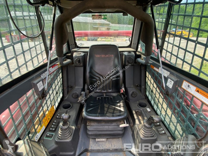 Nakladač Takeuchi TL10V2-CR