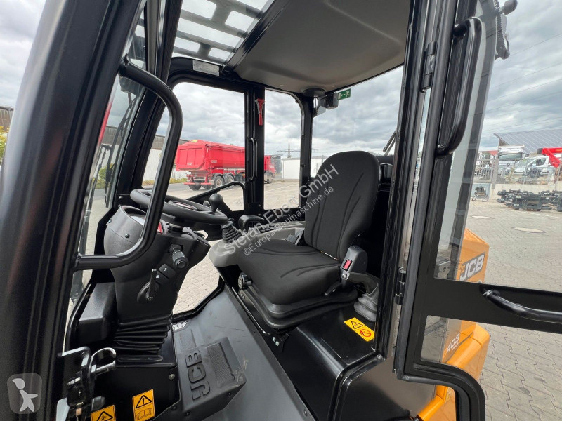 Nakladač JCB Plus / Neufahrzeug / 2025 / Gabel...