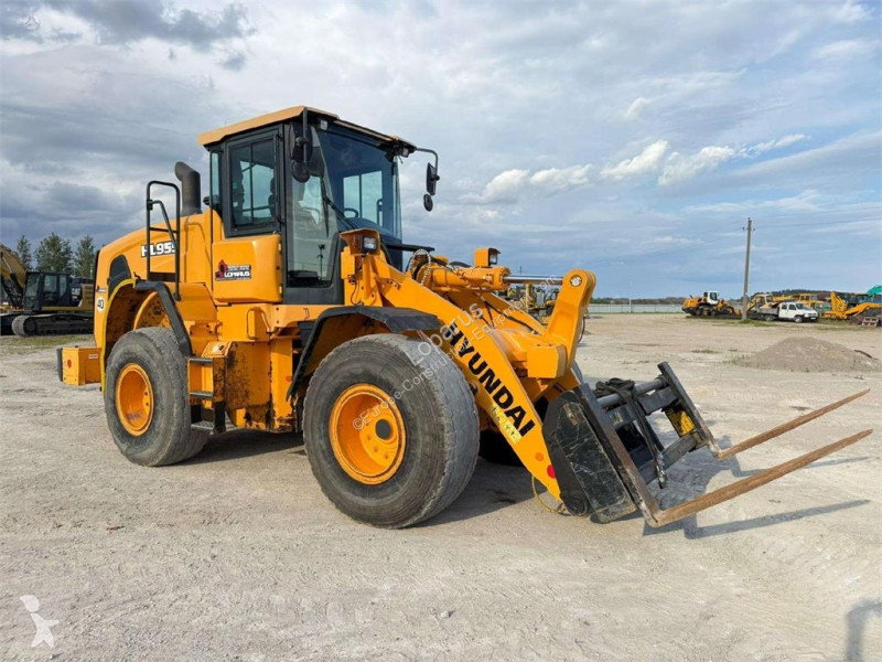 Nakladač Hyundai HL 955