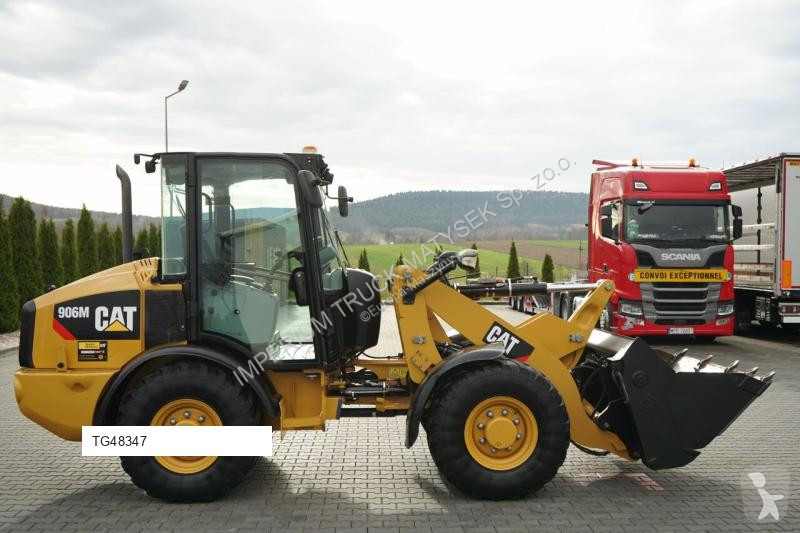 Nakladač Caterpillar 906M