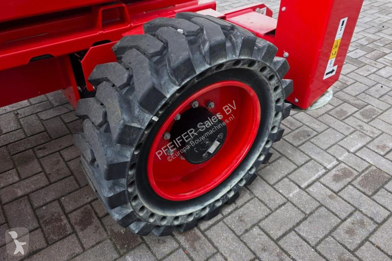 Vysokozdvižná plošina  SR1623D Diesel 4x4...