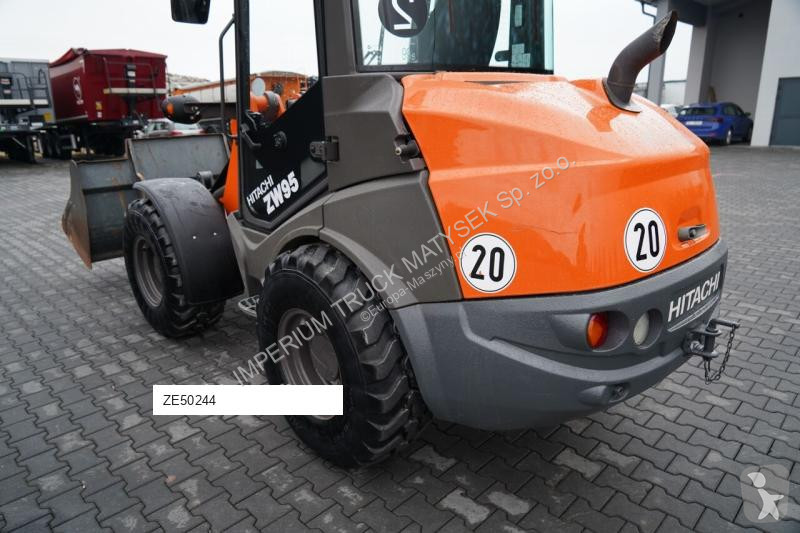 Ładowarka Hitachi  / ŁADOWARKA KOŁOWA / 2020 R...