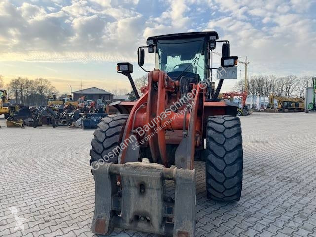 مُحمّلة Hitachi 1806