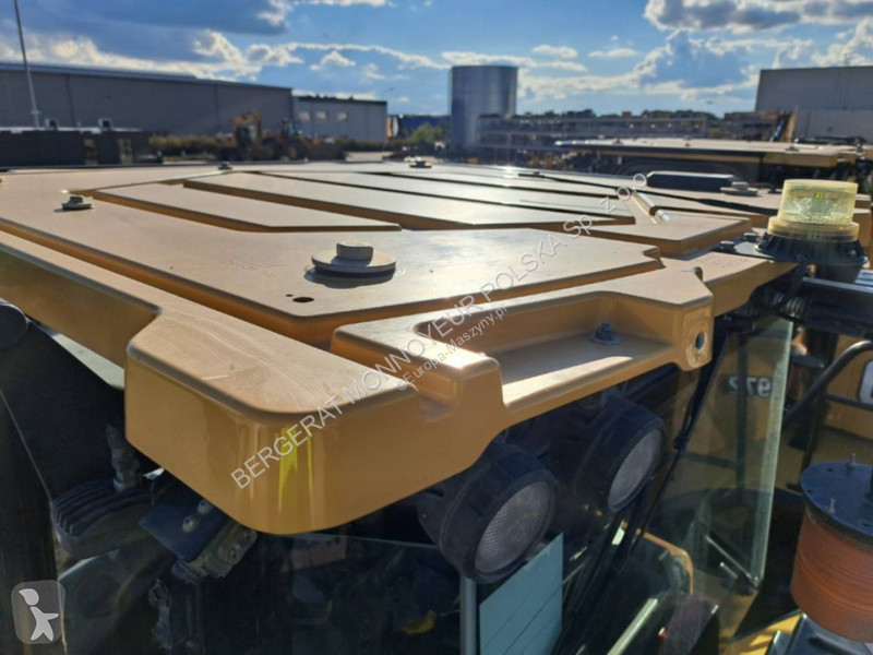 Nakladač Caterpillar 972