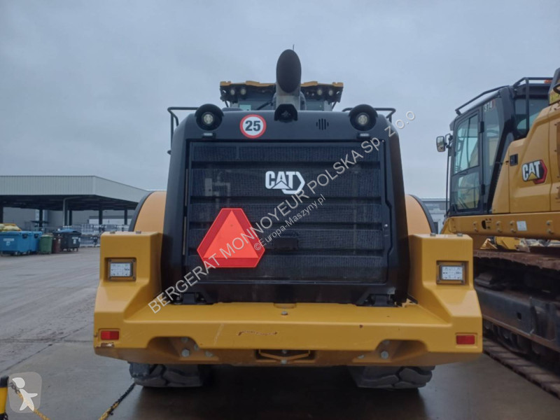 Nakladač Caterpillar 972