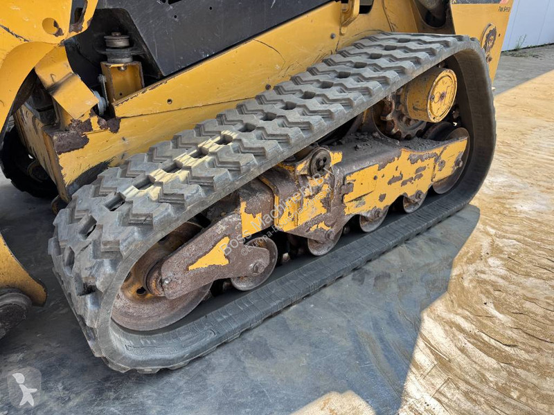 Nakladač Caterpillar 259D - Two-Speed Compact...