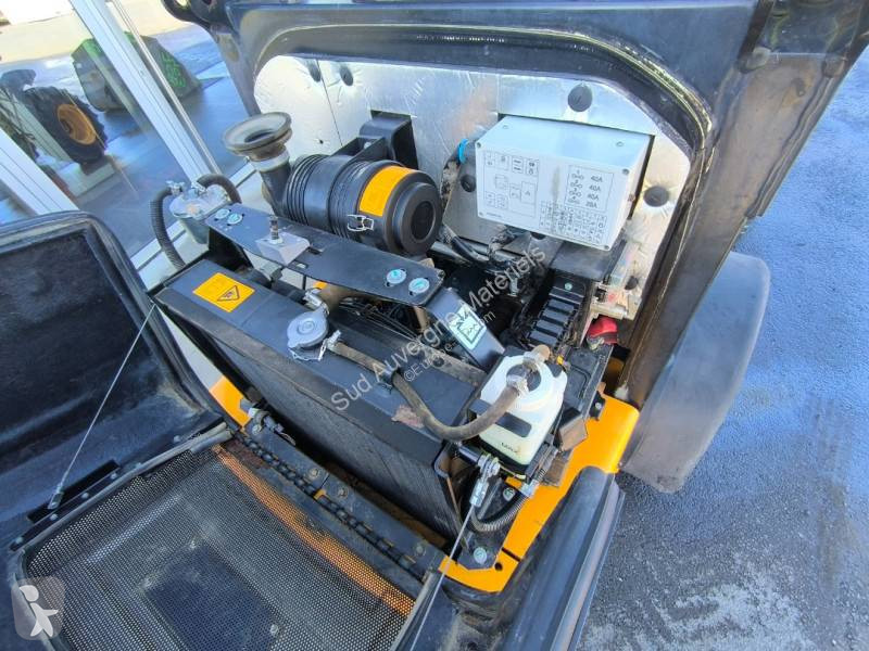 Nakladač JCB SMART POWER