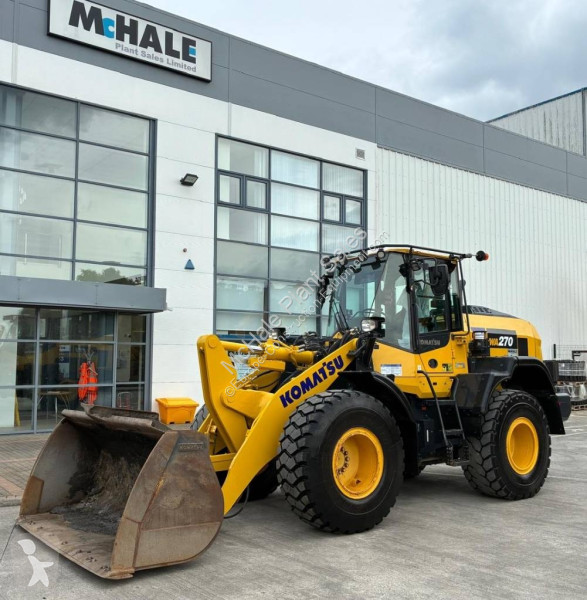Chargeuse Komatsu WA 270-8