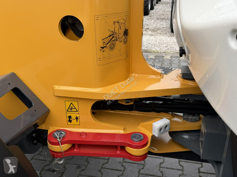 Nakladač Liebherr Compact Łyżka + Widły Super...