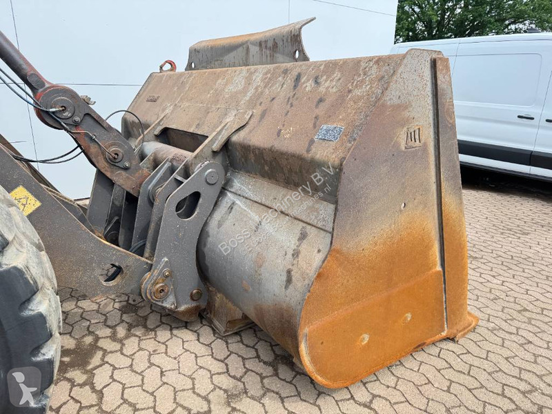 Nakladač Volvo L180G - German Machine / Weight...