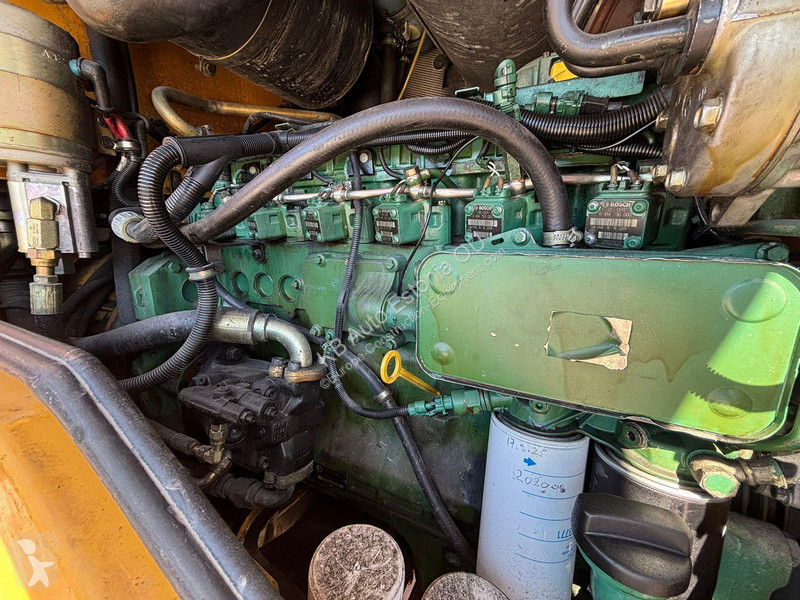 Фронтальный погрузчик Volvo L 90 E 4x4 CENTRAL...
