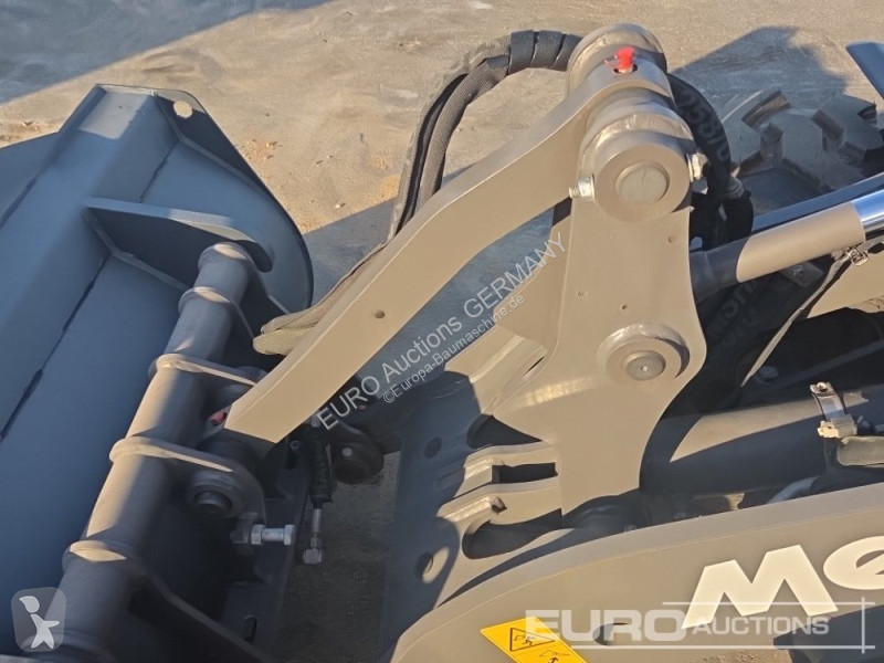 Ładowarka Mecalac MCL4+