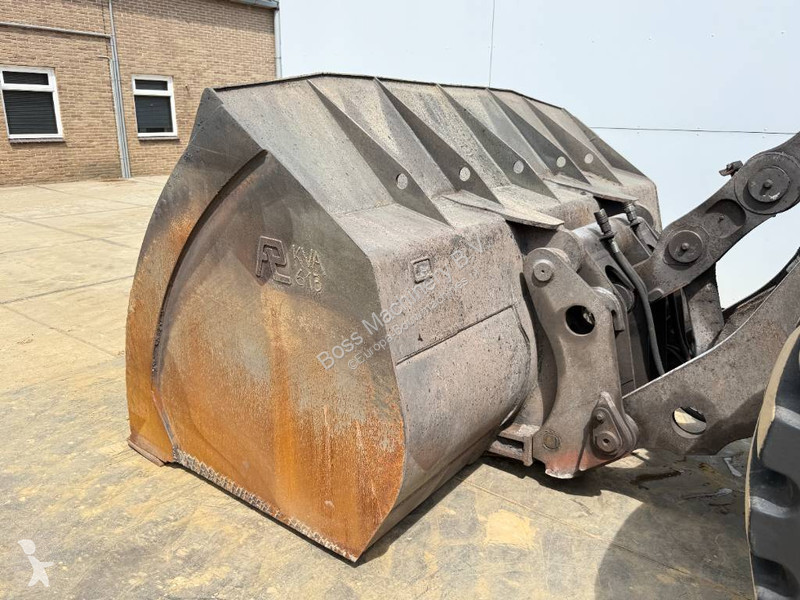 Nakladač Volvo L220H - CDC Steering / Excellent...
