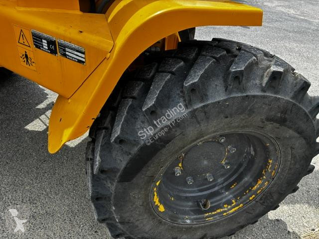 Nakladač Volvo 30G