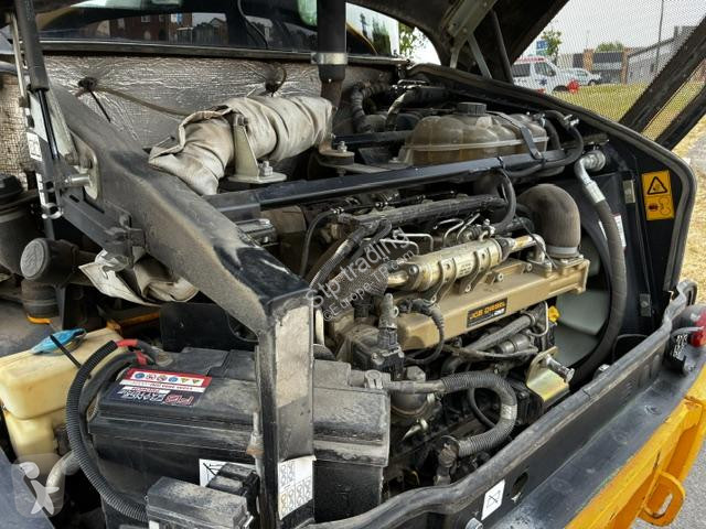 مُحمّلة JCB T4