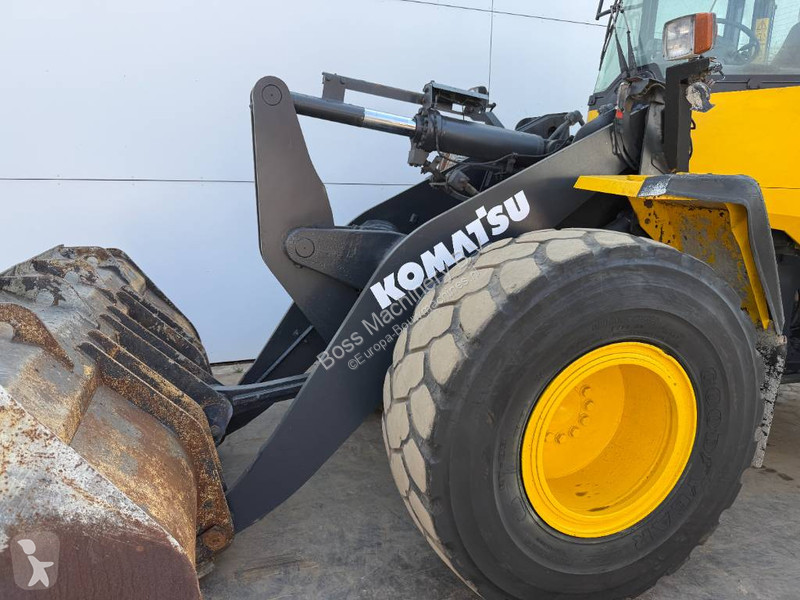 Nakladač Komatsu - Auto Greasing / Joystick...