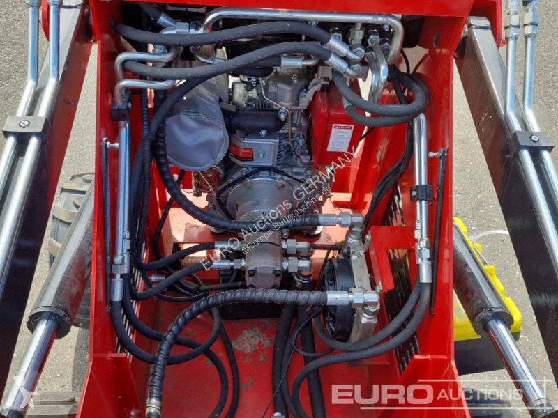 Nakladač  SL-323TZD